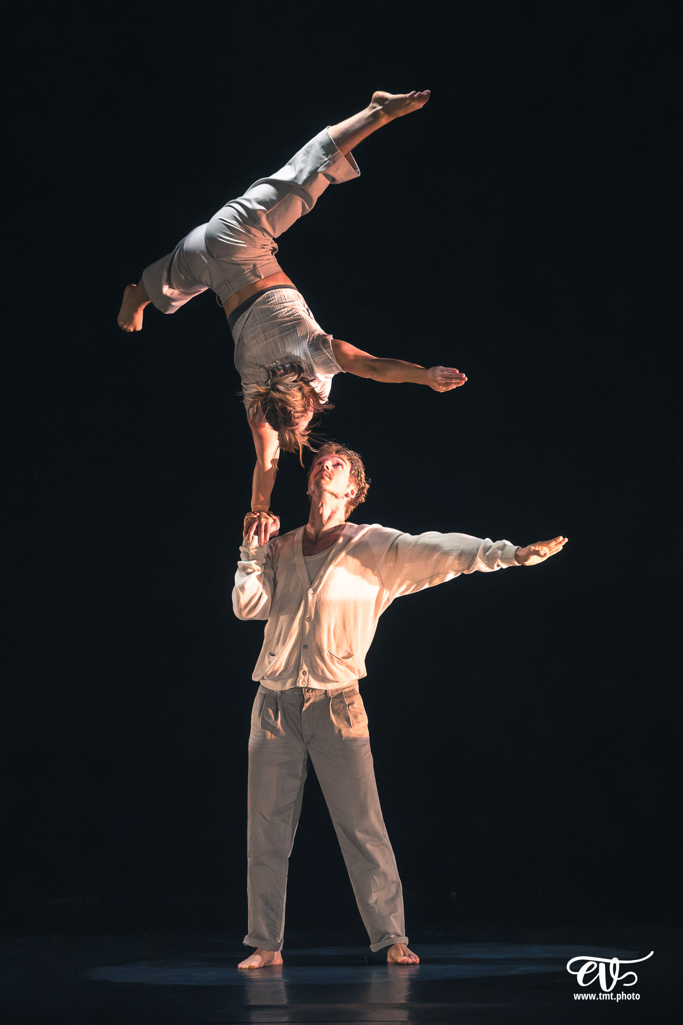 N.ORMES (AGATHE & ADRIEN)